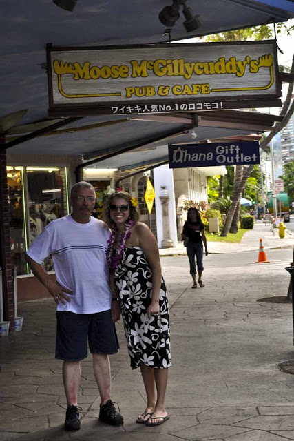 Moose McGillycuddy’s Pub {Honolulu, HI} & Cafe & a Recipe